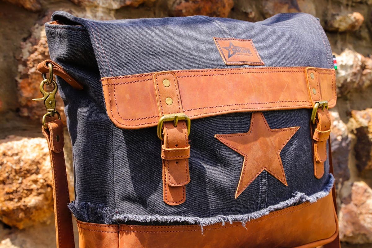 Sulwe Messenger Bag (Black) — genuine leather, Sulwe Leathercraft (view 3)