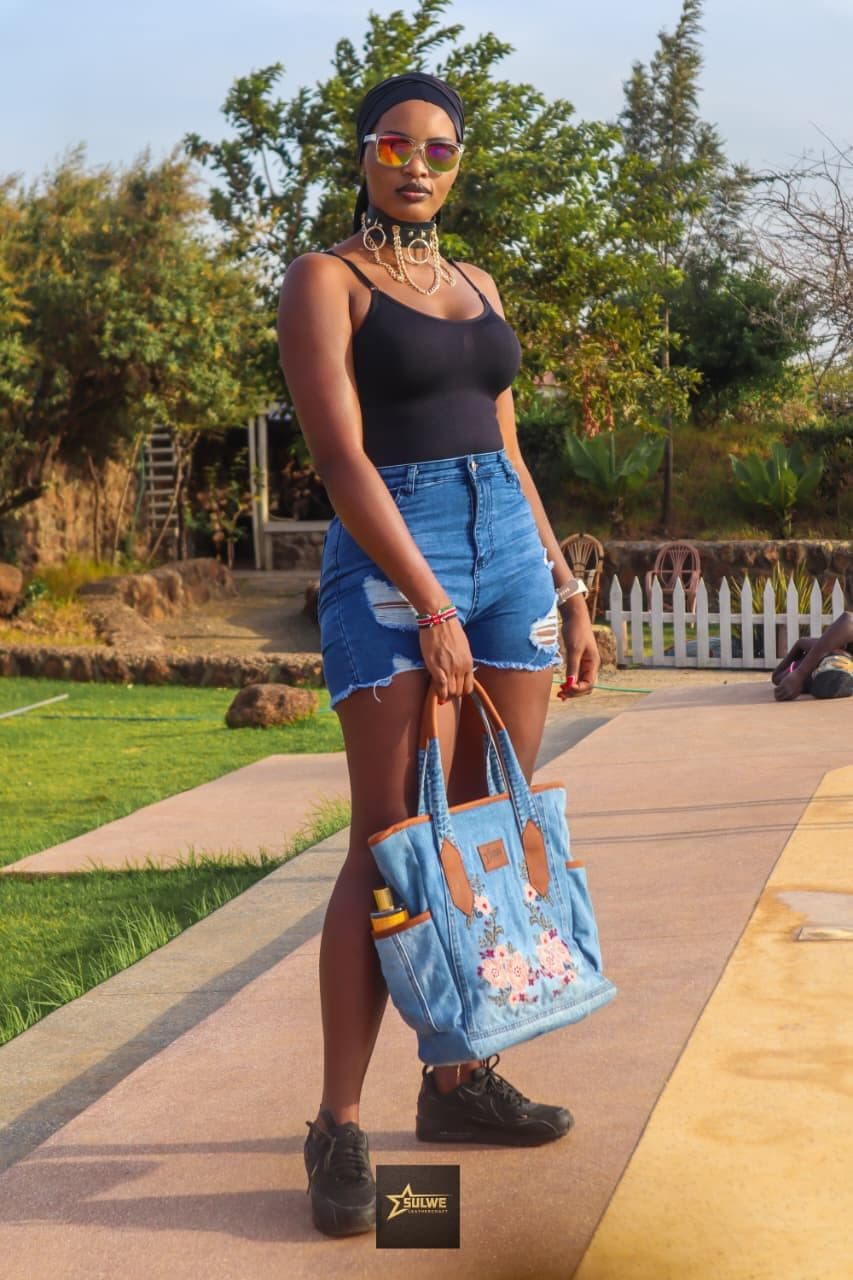 The "Mara" Grande Tote Bag — genuine leather, Sulwe Leathercraft (view 2)