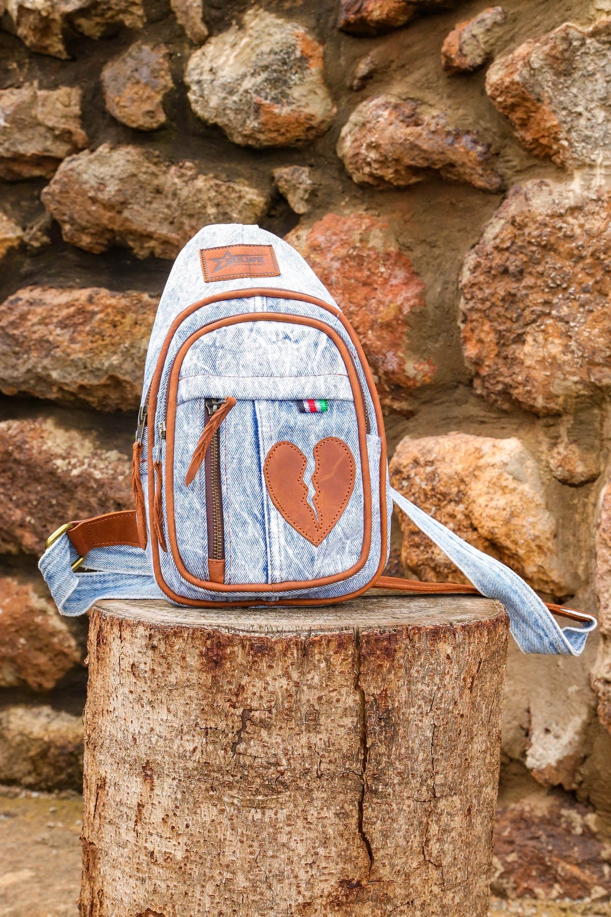 The Scar Cross Bag — genuine leather, Sulwe Leathercraft (view 5)